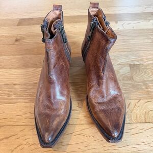 Frye sacha moto Leather Western Ankle Booties – Size 6